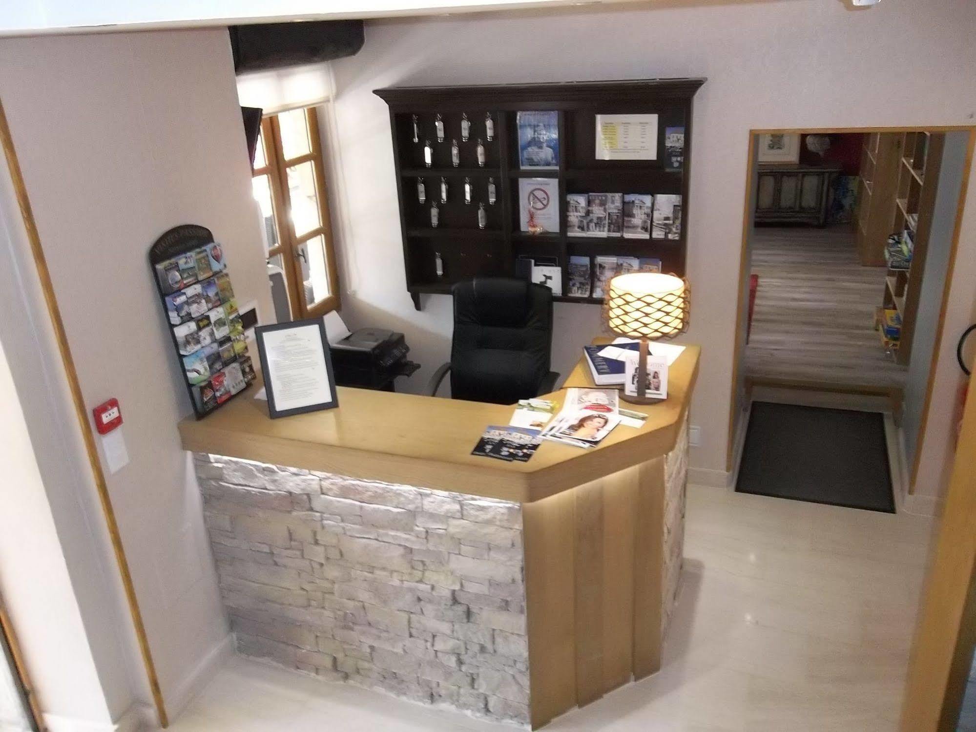 Logis L'Hotel D'Arc Arc-sur-Tille Ngoại thất bức ảnh