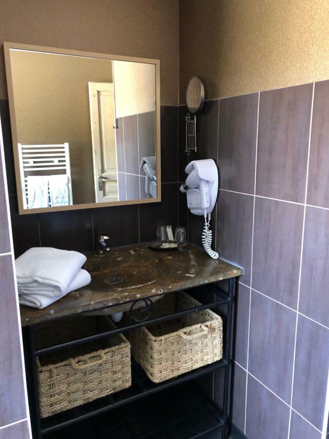 Logis L'Hotel D'Arc Arc-sur-Tille Ngoại thất bức ảnh